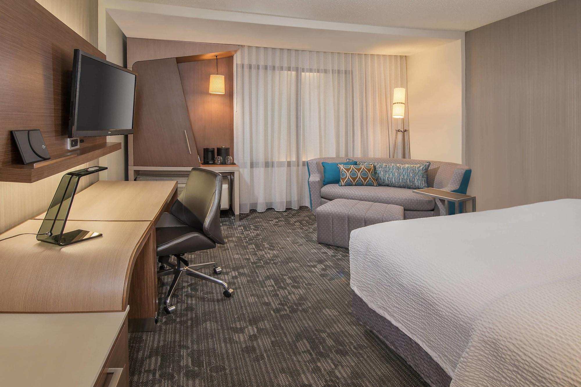 Hotel Courtyard By Marriott Atlanta Alpharetta/Avalon Area Exterior foto