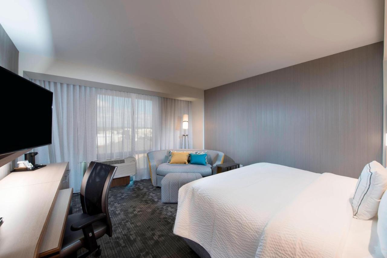 Hotel Courtyard By Marriott Atlanta Alpharetta/Avalon Area Exterior foto